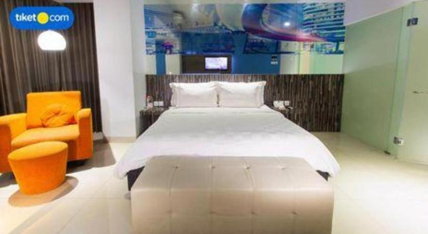 G Suites Hotel By Amithya Surabaya Luaran gambar