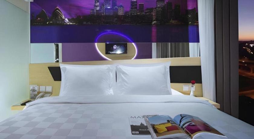 G Suites Hotel By Amithya Surabaya Luaran gambar